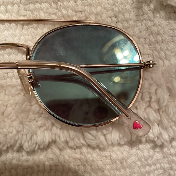 Betsy Johnson Aviator Sunglasses - Picture 3 of 3